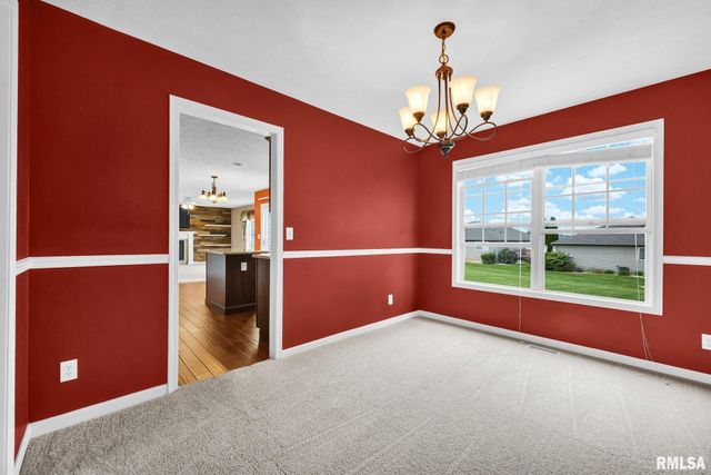 2007 W MINERS Drive, Dunlap, IL 61525