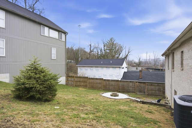 702 Boone Street, Dayton, KY 41074