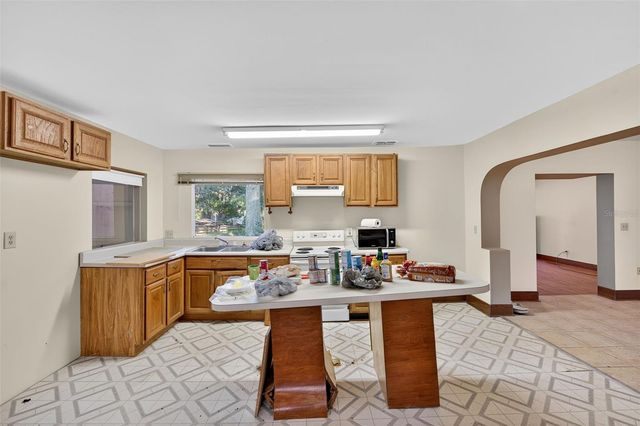 6346 LOST TRAIL, Holiday, FL 34690