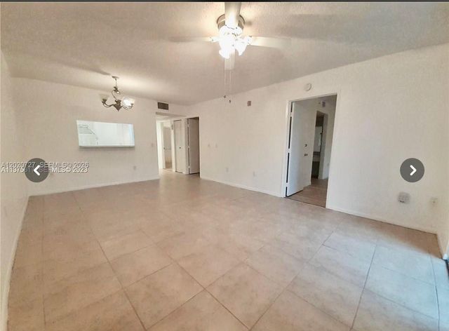 1650 SW 124th Ter 206D, Pembroke Pines, FL 33027