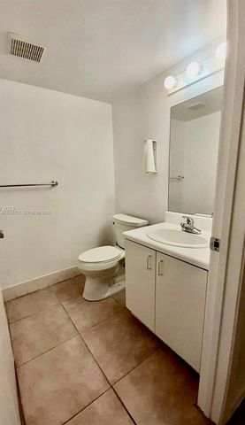 1650 SW 124th Ter 206D, Pembroke Pines, FL 33027