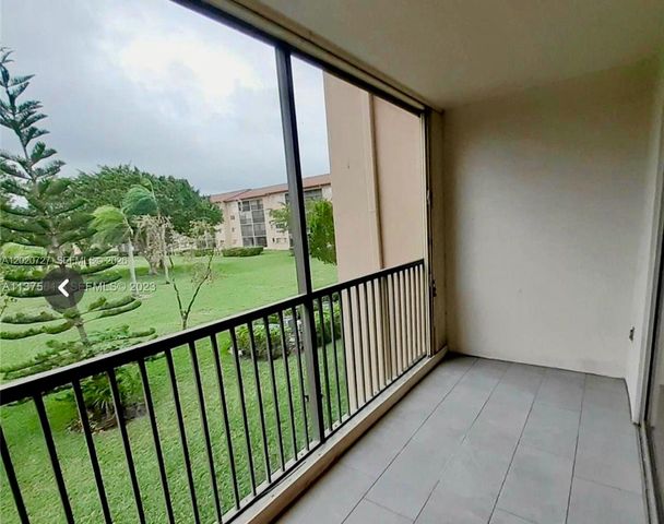 1650 SW 124th Ter 206D, Pembroke Pines, FL 33027