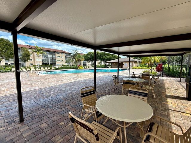1650 SW 124th Ter 206D, Pembroke Pines, FL 33027