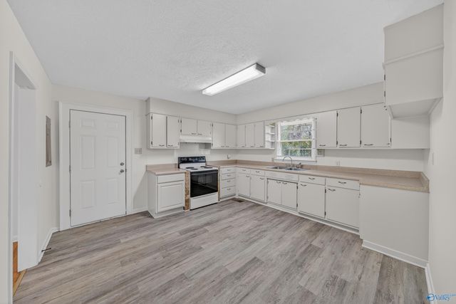 1101 Mint Springs Road, New Market, AL 35761