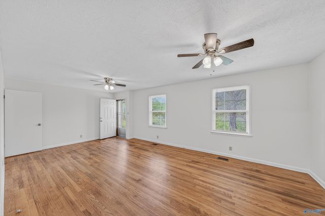 1101 Mint Springs Road, New Market, AL 35761