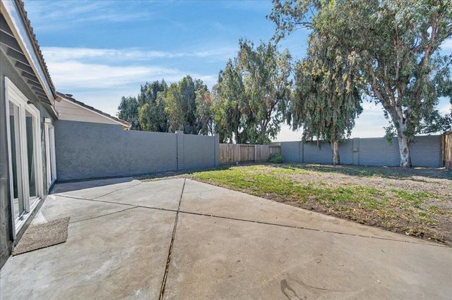 1605 Cherokee Drive, Salinas, CA 93906