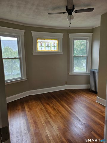 71 Campfield Avenue 2nd floor, Hartford, CT 06114