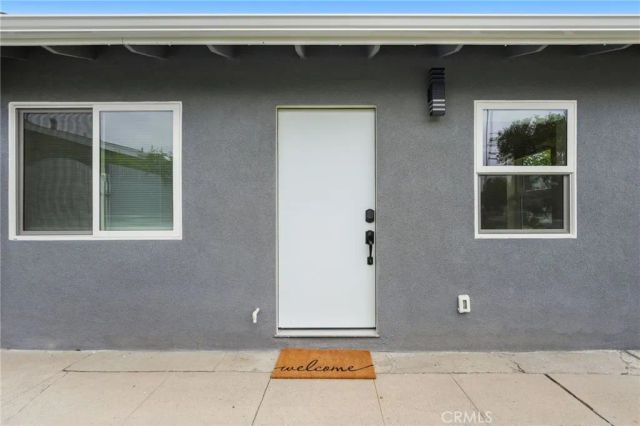 6641 Dannyboyar, West Hills, CA 91307