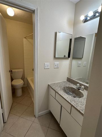 260 El Dorado Boulevard 2805, Houston, TX 77598