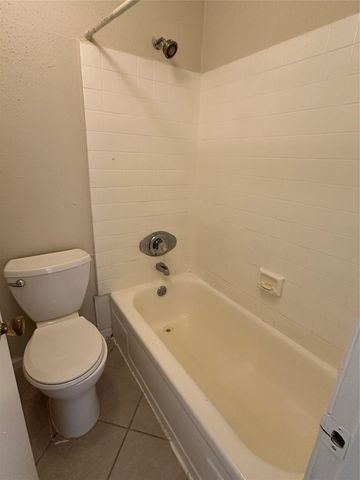 260 El Dorado Boulevard 2805, Houston, TX 77598