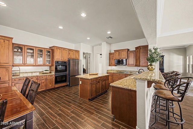 20114 E SONOQUI Boulevard, Queen Creek, AZ 85142