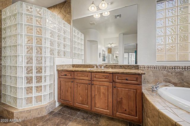 20114 E SONOQUI Boulevard, Queen Creek, AZ 85142