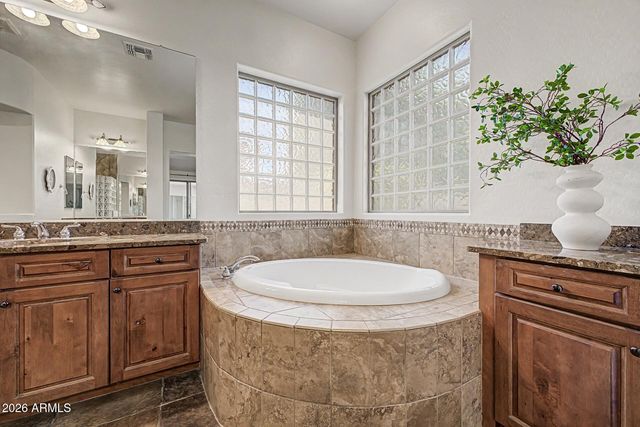 20114 E SONOQUI Boulevard, Queen Creek, AZ 85142