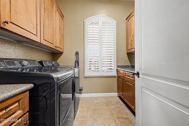 20114 E SONOQUI Boulevard, Queen Creek, AZ 85142