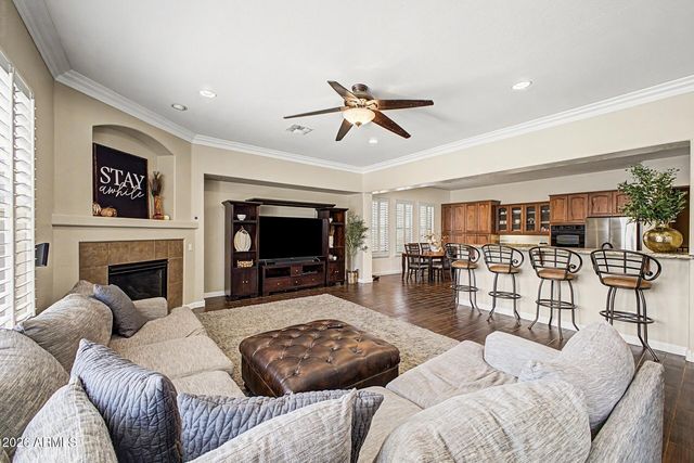 20114 E SONOQUI Boulevard, Queen Creek, AZ 85142
