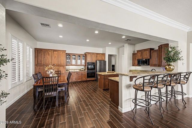 20114 E SONOQUI Boulevard, Queen Creek, AZ 85142