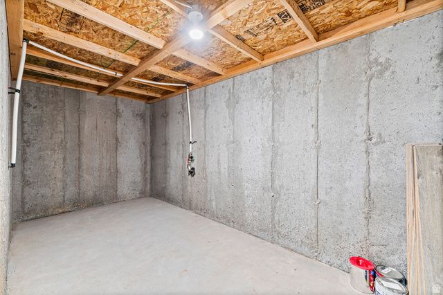 943 S 2150 W, Orem, UT 84058