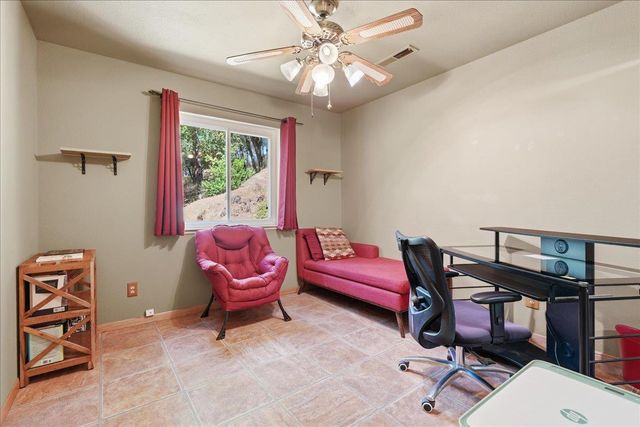 8841 Mosquito Rd, Placerville, CA 95667