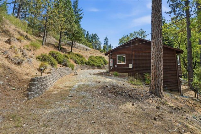 8841 Mosquito Rd, Placerville, CA 95667