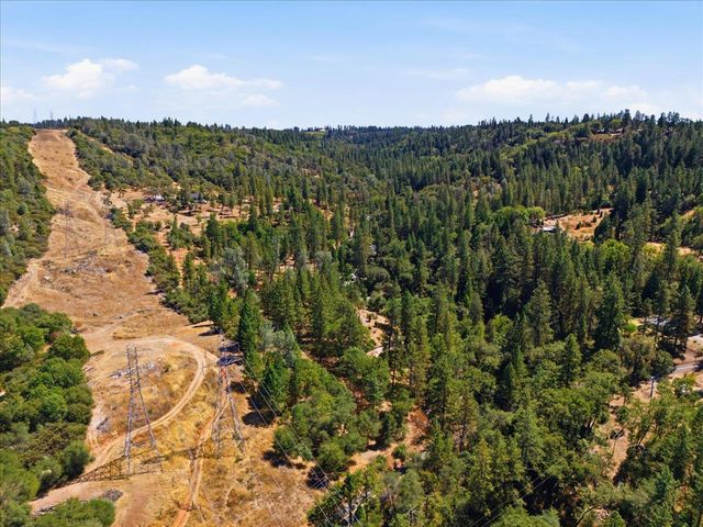 8841 Mosquito Rd, Placerville, CA 95667