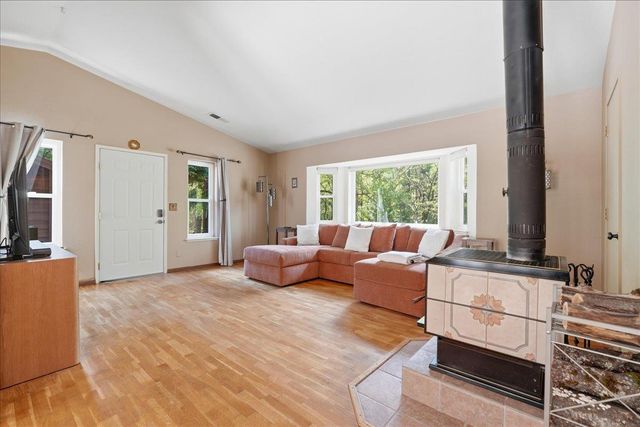 8841 Mosquito Rd, Placerville, CA 95667