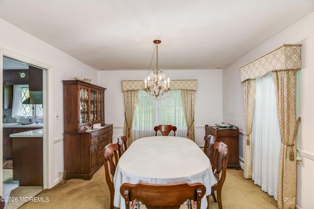 19 Crown Road, Ewing, NJ 08638