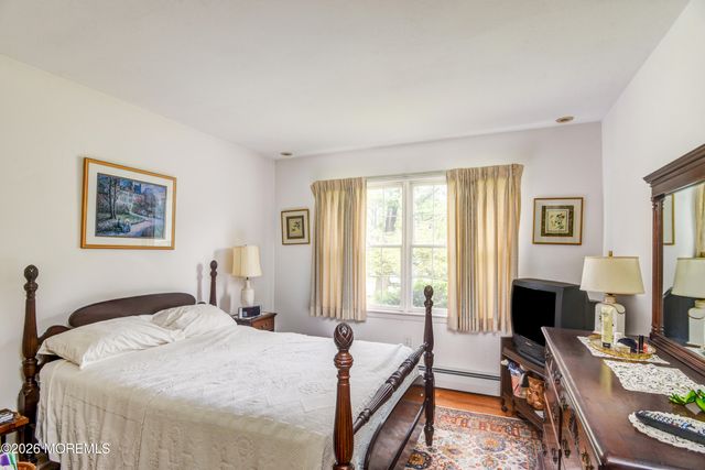 19 Crown Road, Ewing, NJ 08638