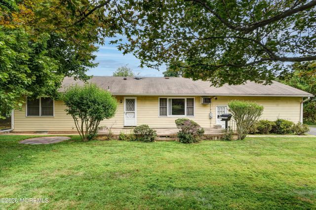 19 Crown Road, Ewing, NJ 08638