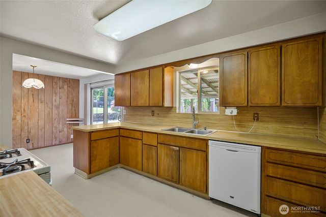 10520 20th Street SE, Lake Stevens, WA 98258