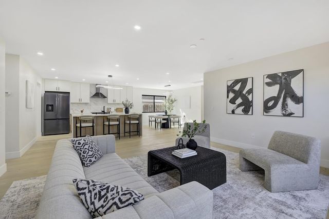 644 Johanna Avenue, Sunnyvale, CA 94085