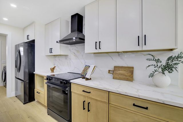 644 Johanna Avenue, Sunnyvale, CA 94085