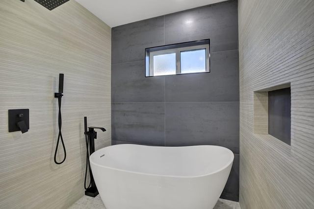 644 Johanna Avenue, Sunnyvale, CA 94085