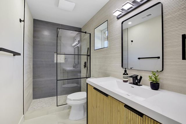 644 Johanna Avenue, Sunnyvale, CA 94085