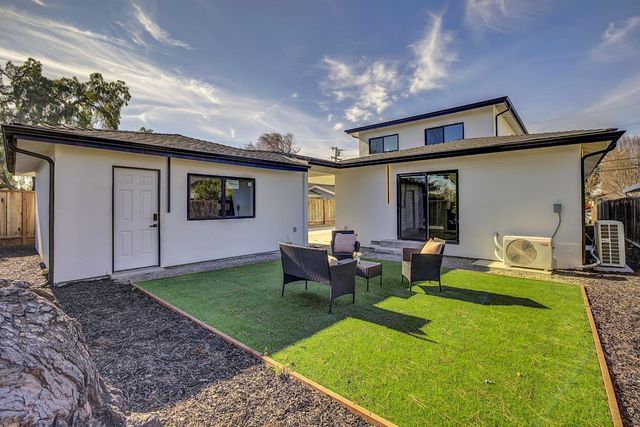 644 Johanna Avenue, Sunnyvale, CA 94085