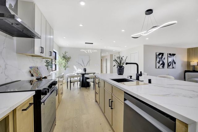 644 Johanna Avenue, Sunnyvale, CA 94085