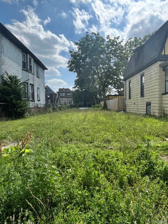 7371 Melrose Street, Detroit, MI 48211