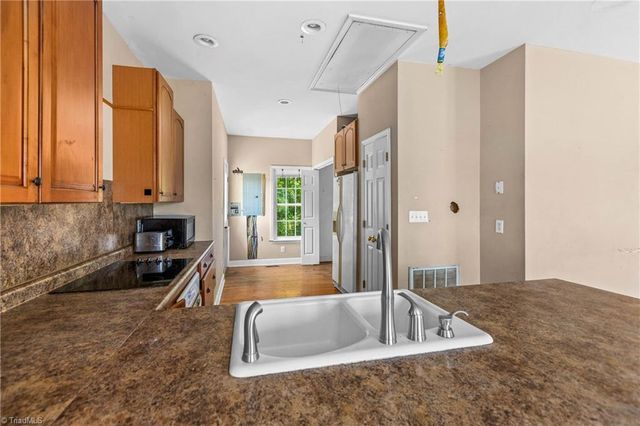 521 Pudding Ridge Road, Mocksville, NC 27028