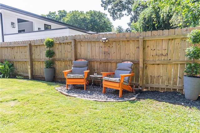 42 Walthall Street NE B, Atlanta, GA 30307