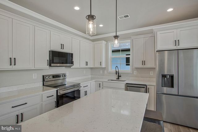 416 VENTON RD, Edgewater, MD 21037
