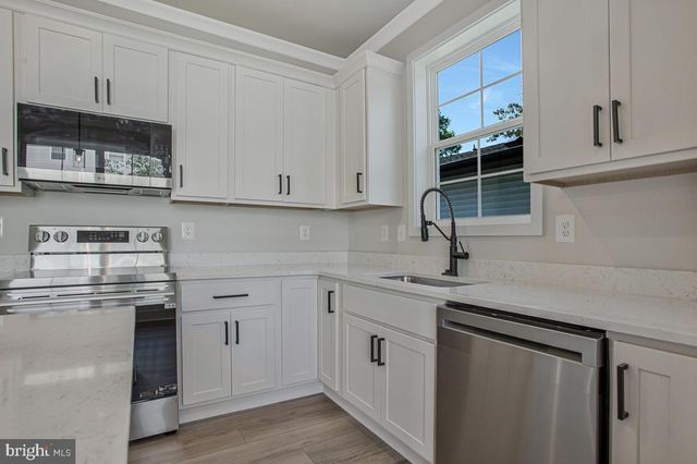 416 VENTON RD, Edgewater, MD 21037
