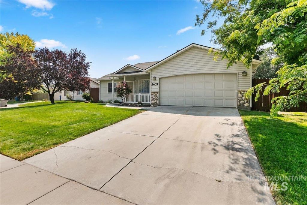 3409 Rock Ct, Nampa, ID 83687 photo 2