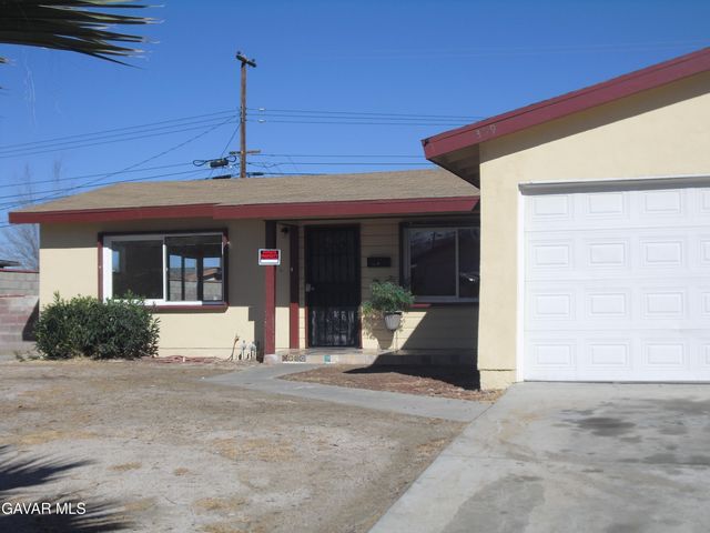 359 E Langhorn Street, Lancaster, CA 93535