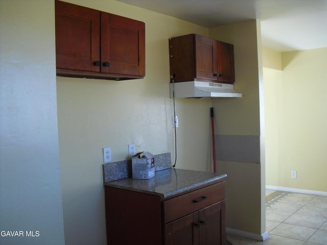 359 E Langhorn Street, Lancaster, CA 93535