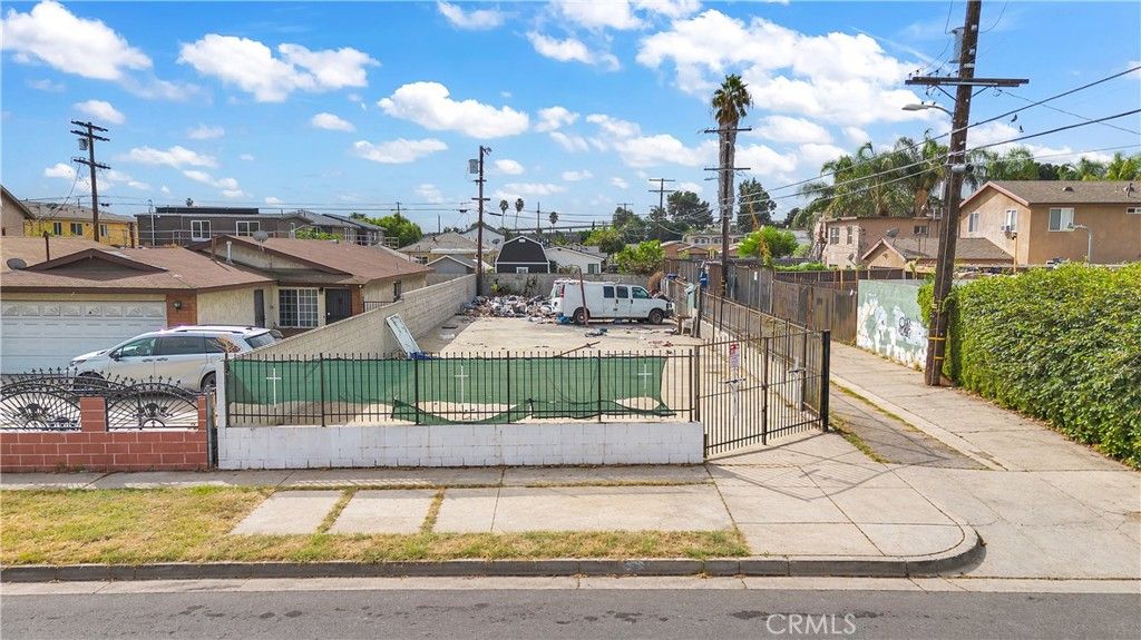 232 W 108th Street, Los Angeles, CA 90061 — photo 3