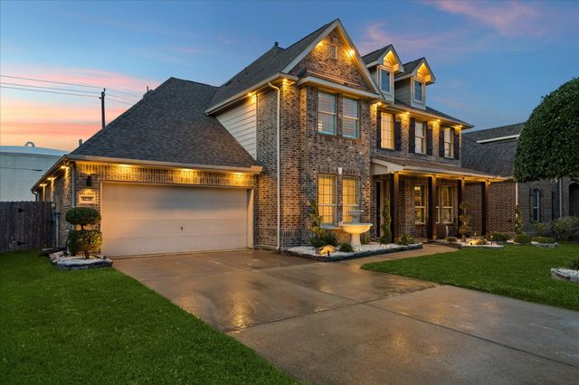 4226 Evergreen Drive, Friendswood, TX 77546