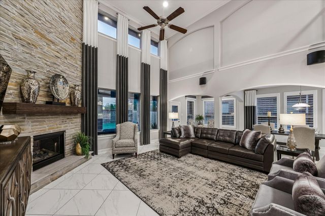 4226 Evergreen Drive, Friendswood, TX 77546