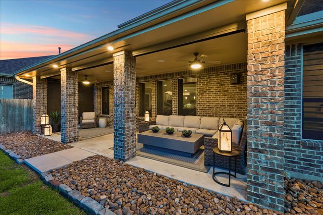 4226 Evergreen Drive, Friendswood, TX 77546