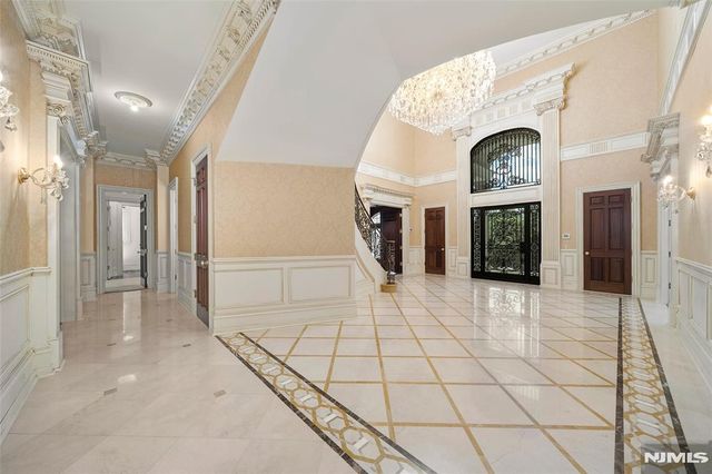 11 Margo Way, Alpine, NJ 07620