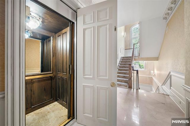 11 Margo Way, Alpine, NJ 07620