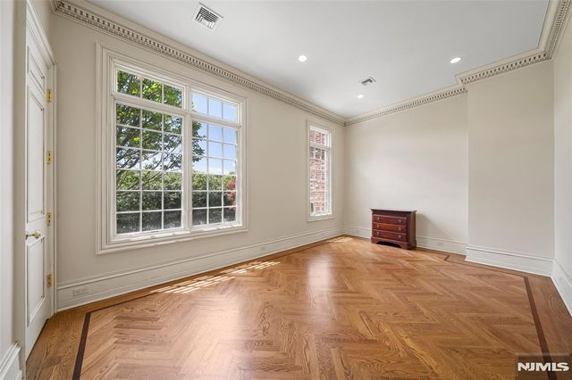 11 Margo Way, Alpine, NJ 07620